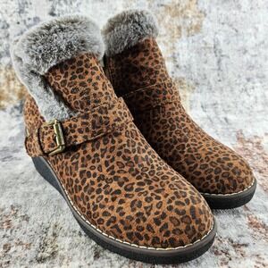 Boutique Corkys Wedge Ankle Booties Womens 6 Brown Leopard Print Faux Fur Trim